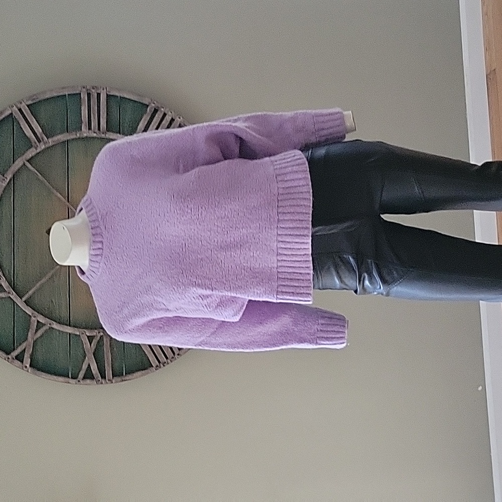 Aritzia The Group Babaton Day Off Cropped Alpaca Sweater